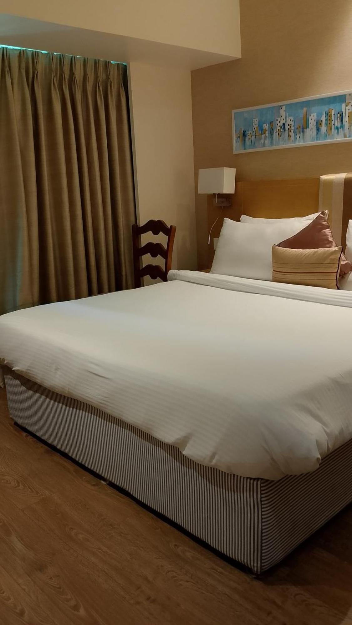Sarovar Portico Rivera Ahmedabad Ngoại thất bức ảnh