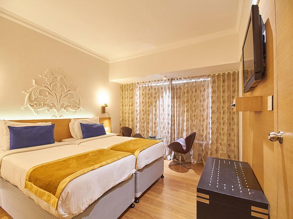 Sarovar Portico Rivera Ahmedabad Ngoại thất bức ảnh